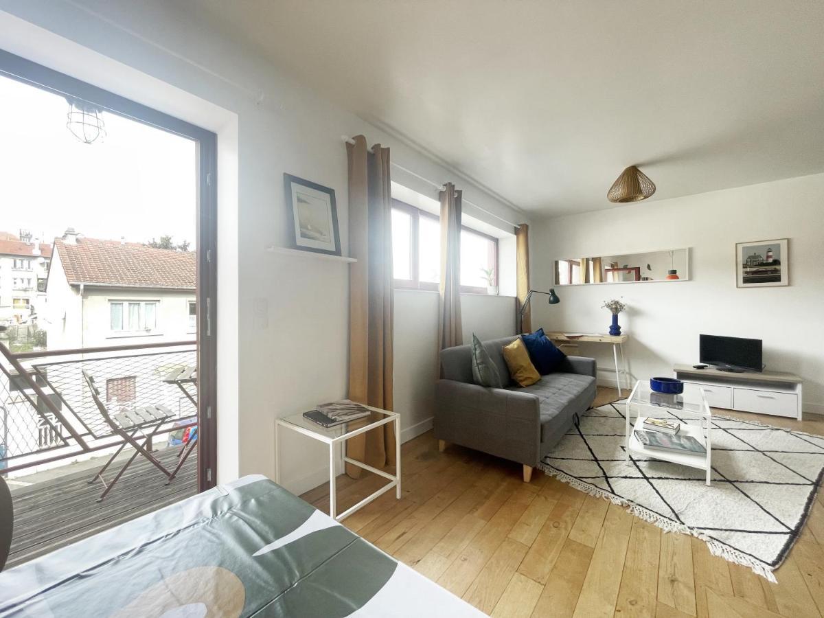 Le Balcon Rouge Daire Noisy-le-Sec Dış mekan fotoğraf
